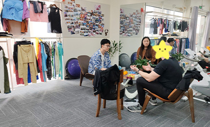 custom activewear manufacturer